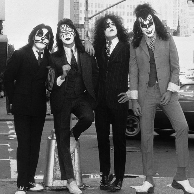 Von Bob Dylan bis zu den Ramones – 12 coole Covers klassischer Rockalben mit New York Fotos